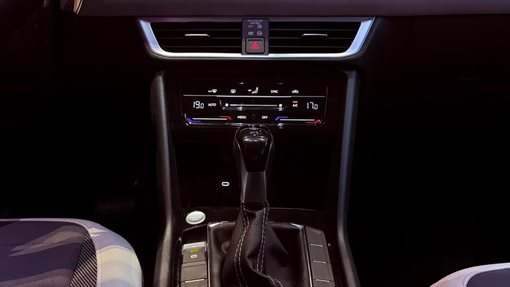 TAOS 1.4 250 TSI TOTAL FLEX COMFORTLINE AUTOMÁTICO10