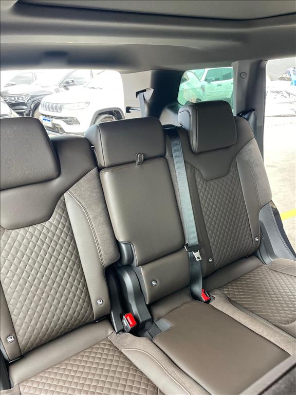 COMMANDER 2.2 TURBO DIESEL OVERLAND AT914