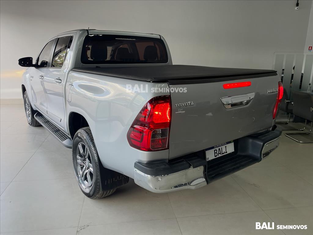 HILUX 2.7 VVT-i FLEX CD SR 4X2 AUTOMÁTICO5