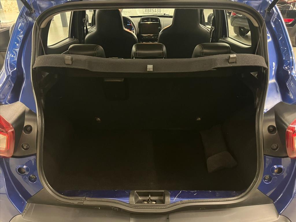 Renault-KWID-1.0 12V SCE FLEX OUTSIDER MANUAL