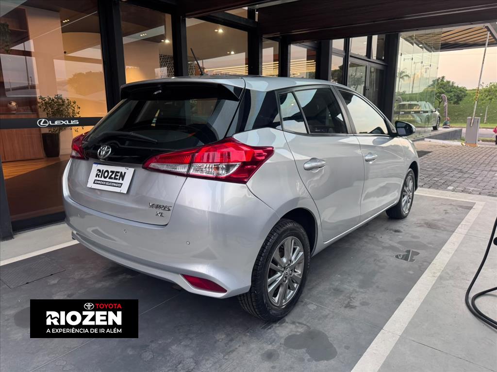 YARIS 1.5 16V FLEX XL PLUS CONNECT MULTIDRIVE2