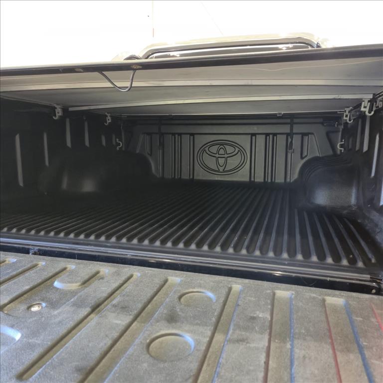 HILUX 2.8 D-4D TURBO DIESEL CD SRX 4X4 AUTOMÁTICO15