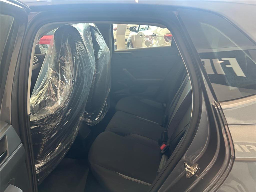 POLO 1.0 MPI TRACK MANUAL9