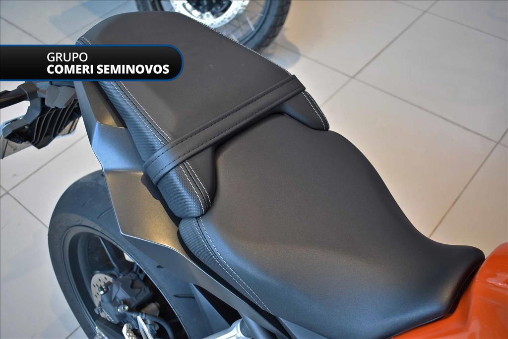 CB 650 R ABS