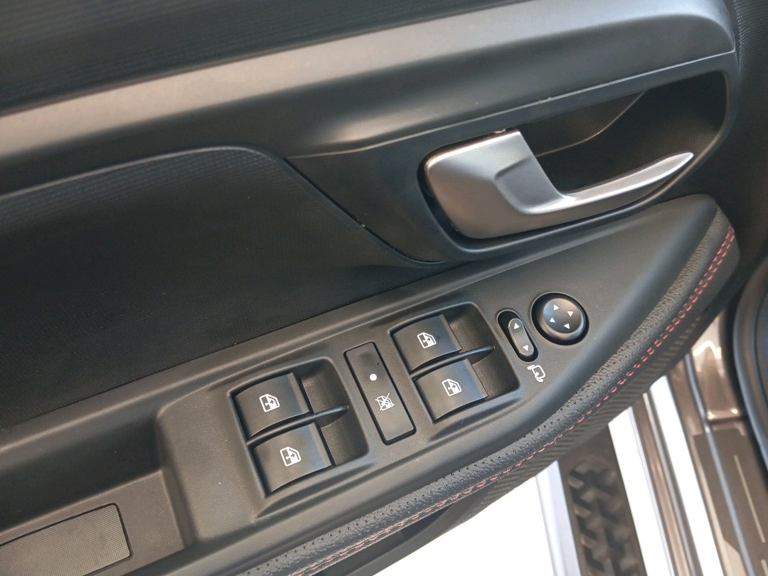 STRADA 1.0 TURBO 200 FLEX ULTRA CD CVT8