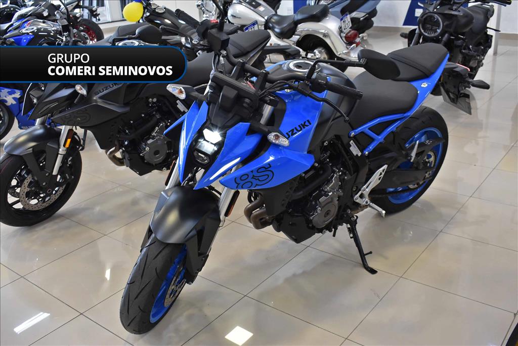 GSX 8S