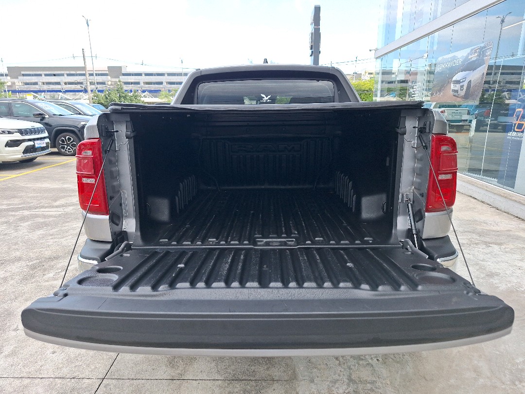 RAMPAGE 2.0 TURBO DIESEL LARAMIE 4X4 AUTOMÁTICO6