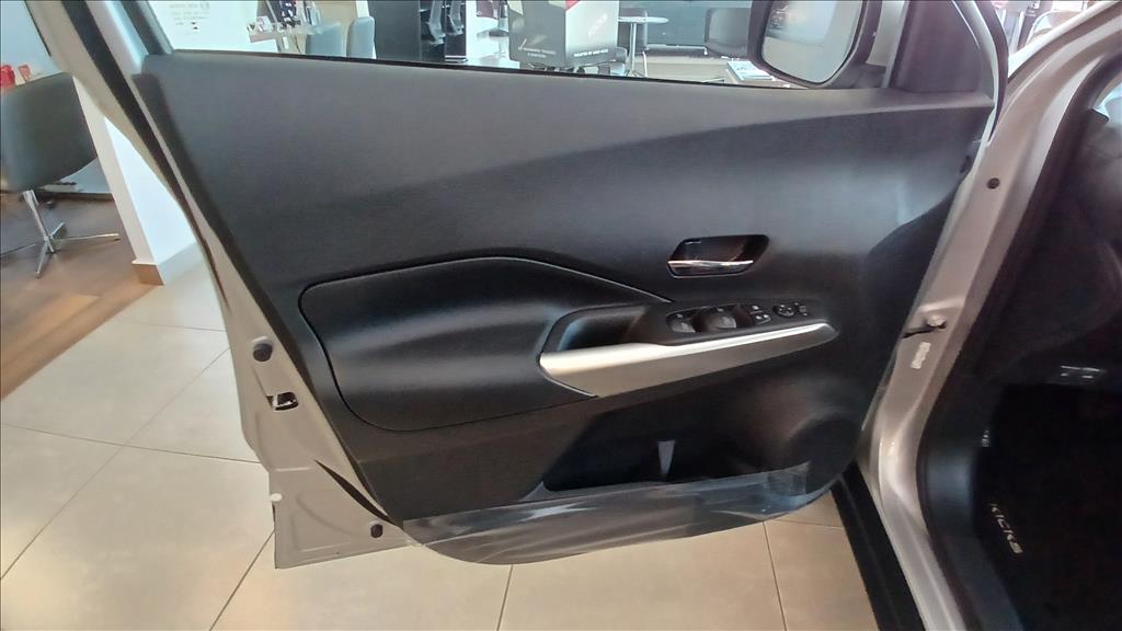 KICKS PLAY 1.6 16V FLEXSTART ADVANCE PLUS XTRONIC11