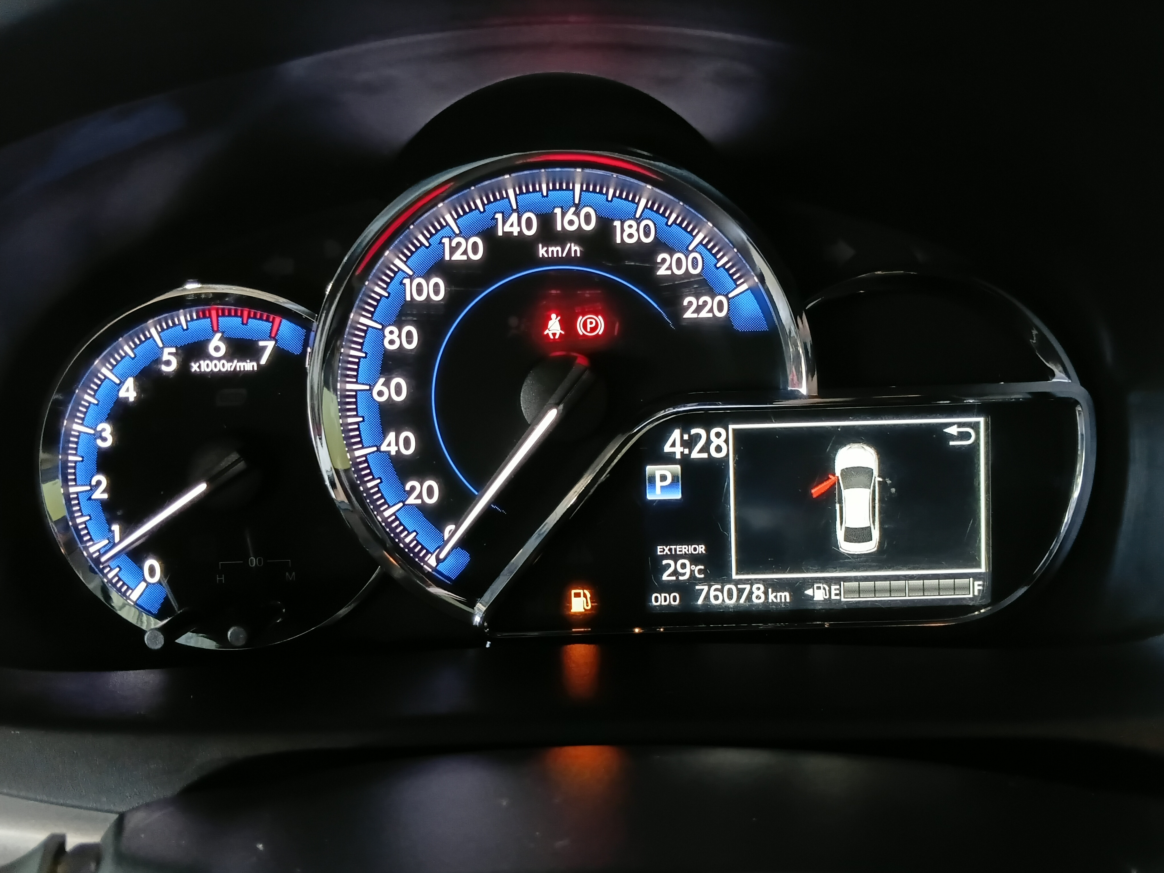 Toyota-YARIS-1.5 16V FLEX SEDAN XS CONNECT MULTIDRIVE