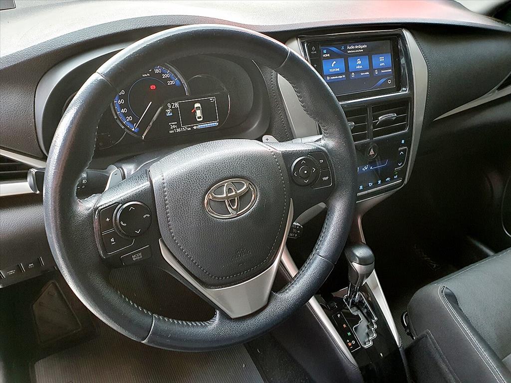 Toyota Yaris - 1.5 16V FLEX SEDAN XLS MULTIDRIVE