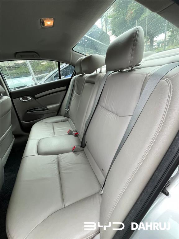 CIVIC 1.8 EXS 16V FLEX 4P AUTOMÁTICO10