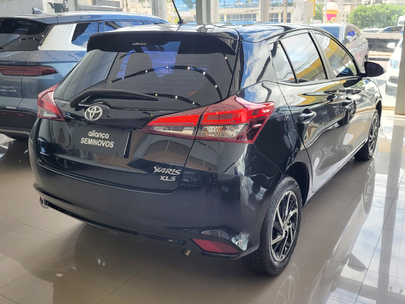 YARIS 1.5 16V FLEX XL MULTIDRIVE4