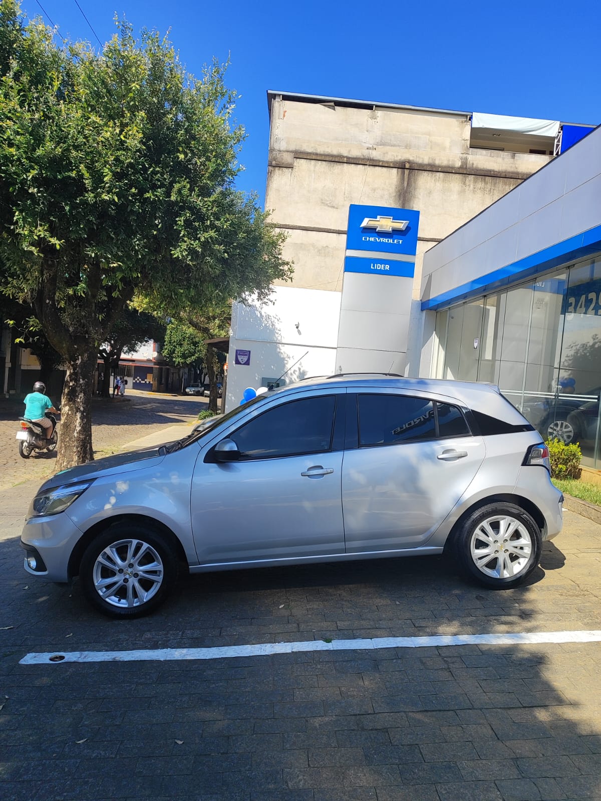 AGILE 1.4 MPFI LTZ 8V FLEX 4P MANUAL