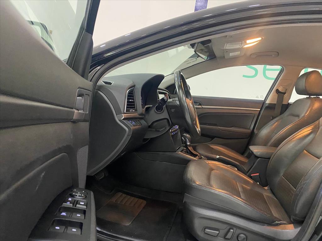 Hyundai-ELANTRA-2.0 16V FLEX 4P AUTOMÁTICO
