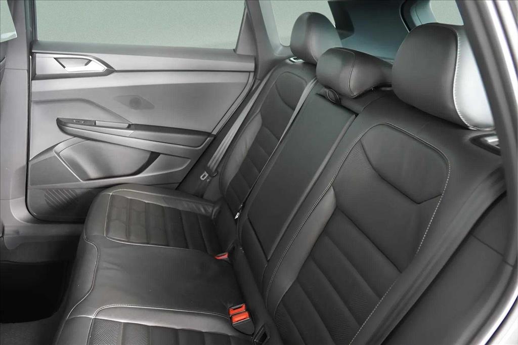 TAOS 1.4 250 TSI TOTAL FLEX HIGHLINE AUTOMÁTICO12