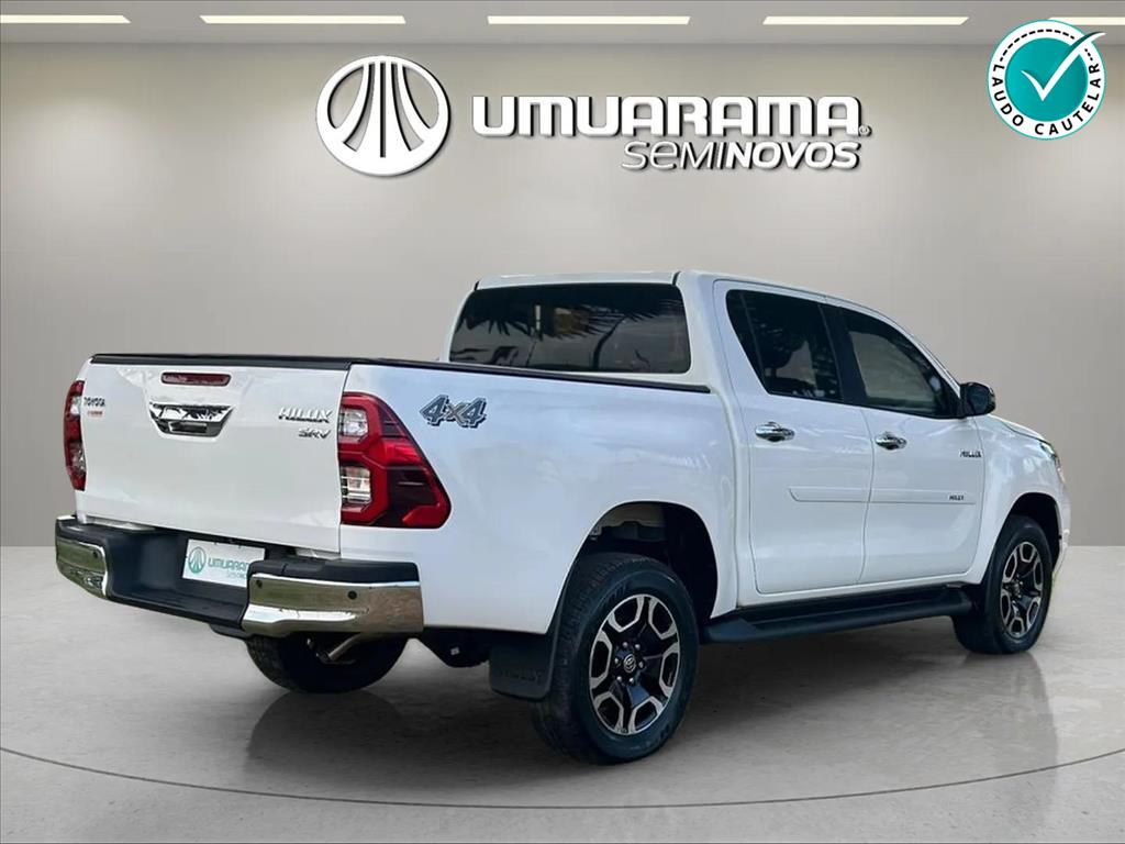 HILUX 2.8 D-4D TURBO DIESEL CD SRV 4X4 AUTOMÁTICO4