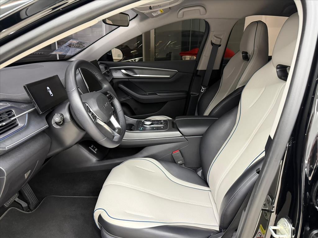 KING 1.5 DM-I PHEV GS AUTOMÁTICO4