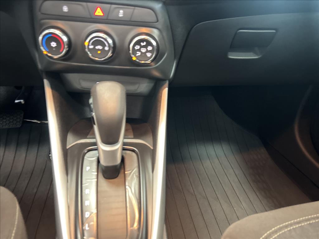 TRACKER 1.0 TURBO FLEX LT AUTOMÁTICO12