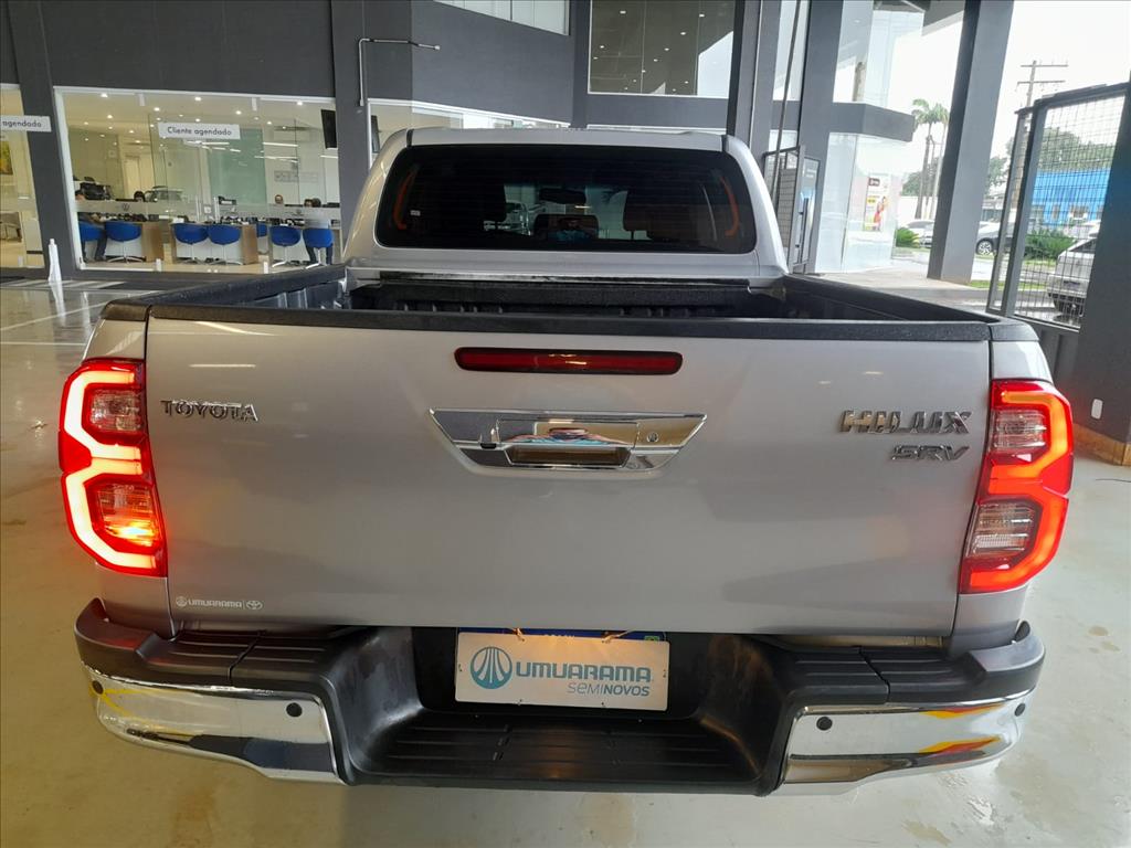 HILUX 2.8 D-4D TURBO DIESEL CD SRV 4X4 AUTOMÁTICO4