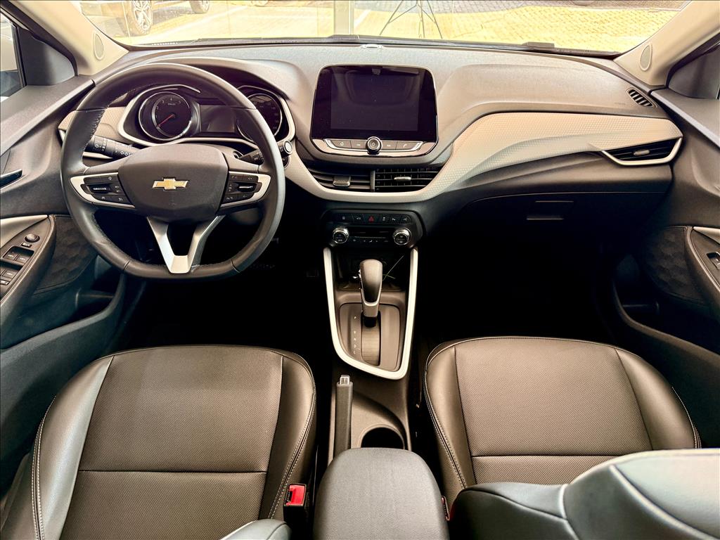 ONIX PLUS 1.0 TURBO FLEX PREMIER AUTOMÁTICO9