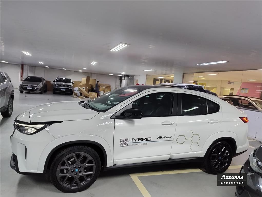 FASTBACK 1.0 TURBO 200 HYBRID IMPETUS CVT4