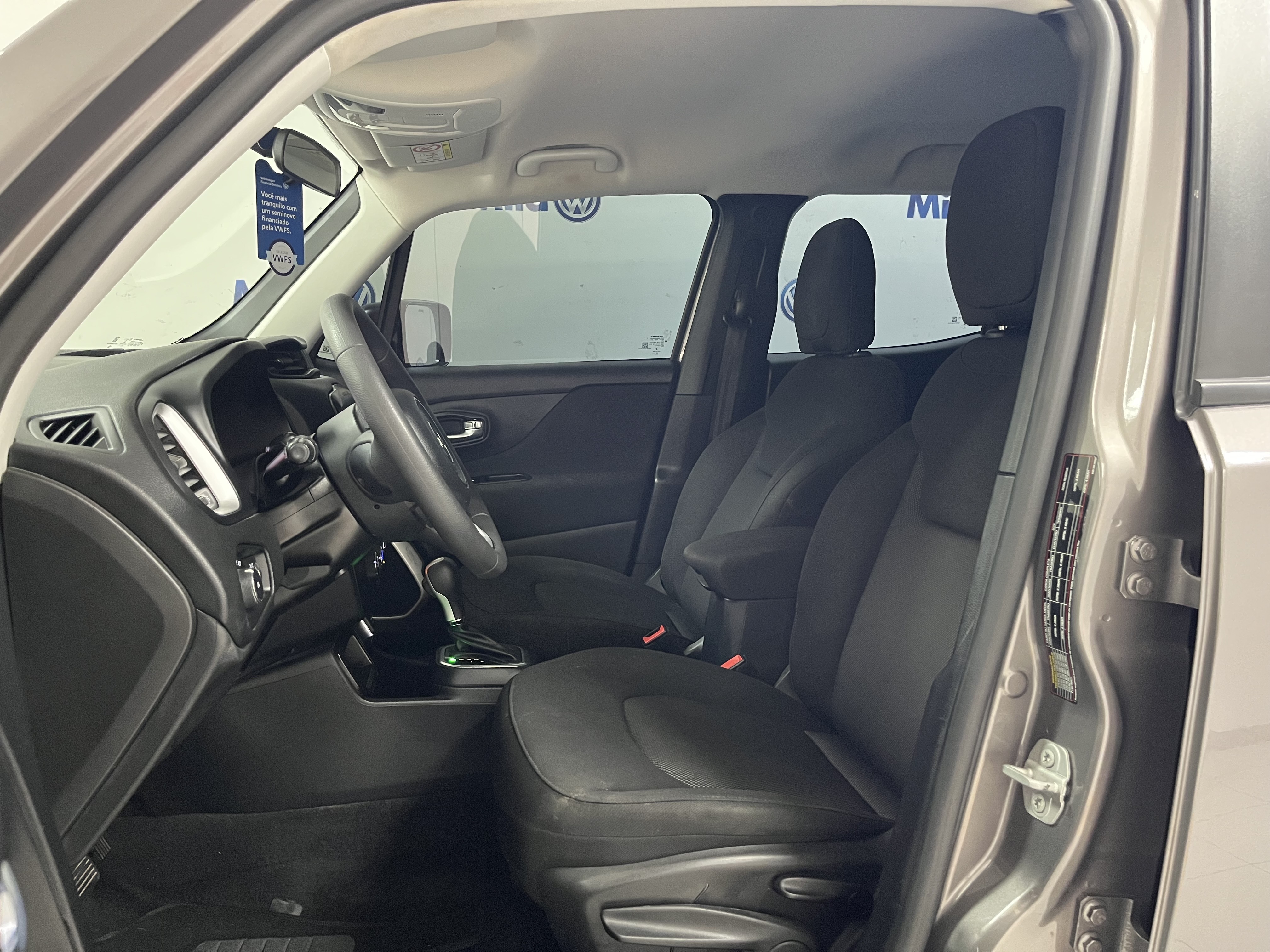 RENEGADE 1.8 16V FLEX 4P AUTOMÁTICO4