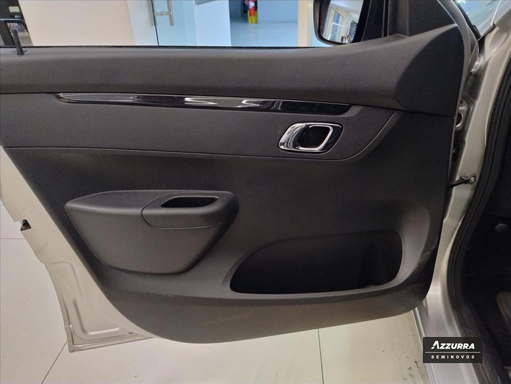 KWID 1.0 12V SCE FLEX INTENSE MANUAL16