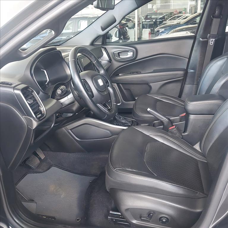 TORO 1.3 TURBO 270 FLEX VOLCANO AT69