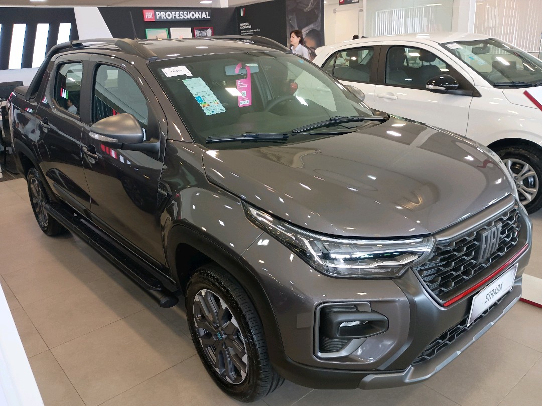 STRADA 1.0 TURBO 200 FLEX ULTRA CD CVT1