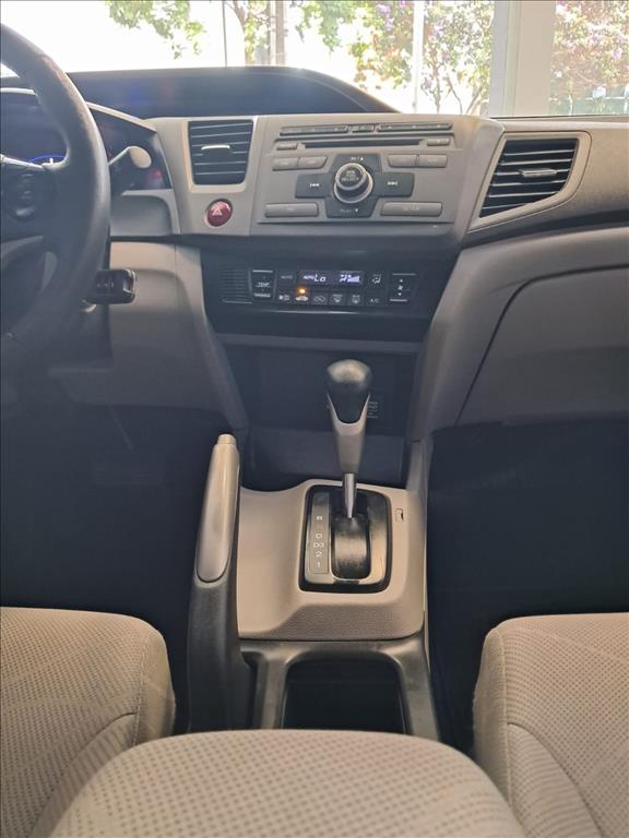 CIVIC 1.8 LXS 16V FLEX 4P AUTOMÁTICO14