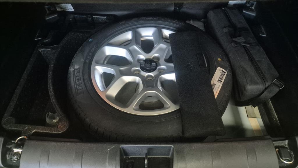 RENEGADE 1.8 16V FLEX LONGITUDE 4P AUTOMÁTICO6