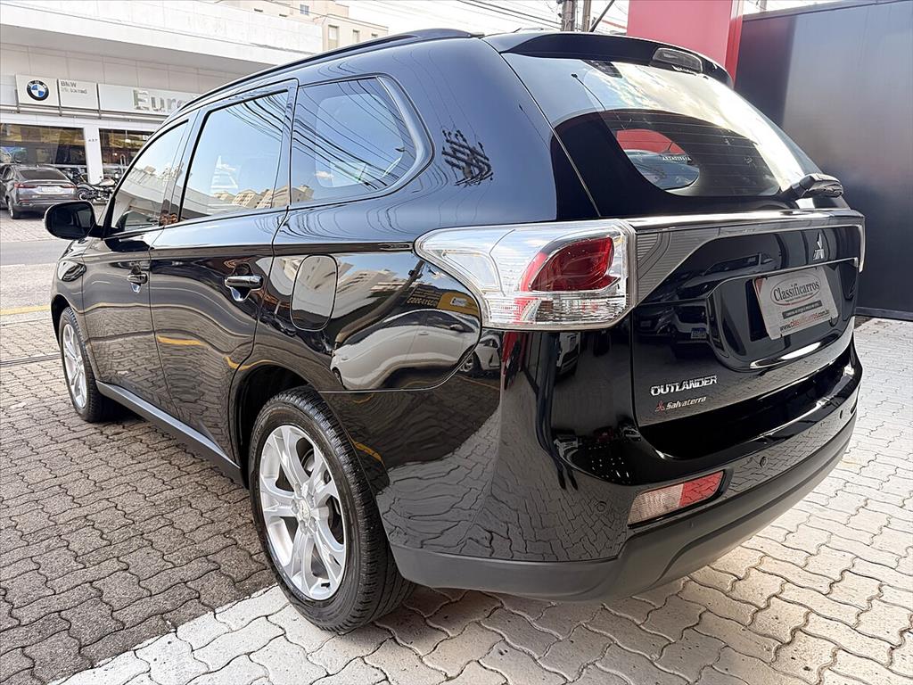 Mitsubishi Outlander - 2.0 16V GASOLINA 4P AUTOMÁTICO