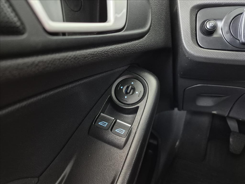 FIESTA 1.6 TI-VCT FLEX SE MANUAL14