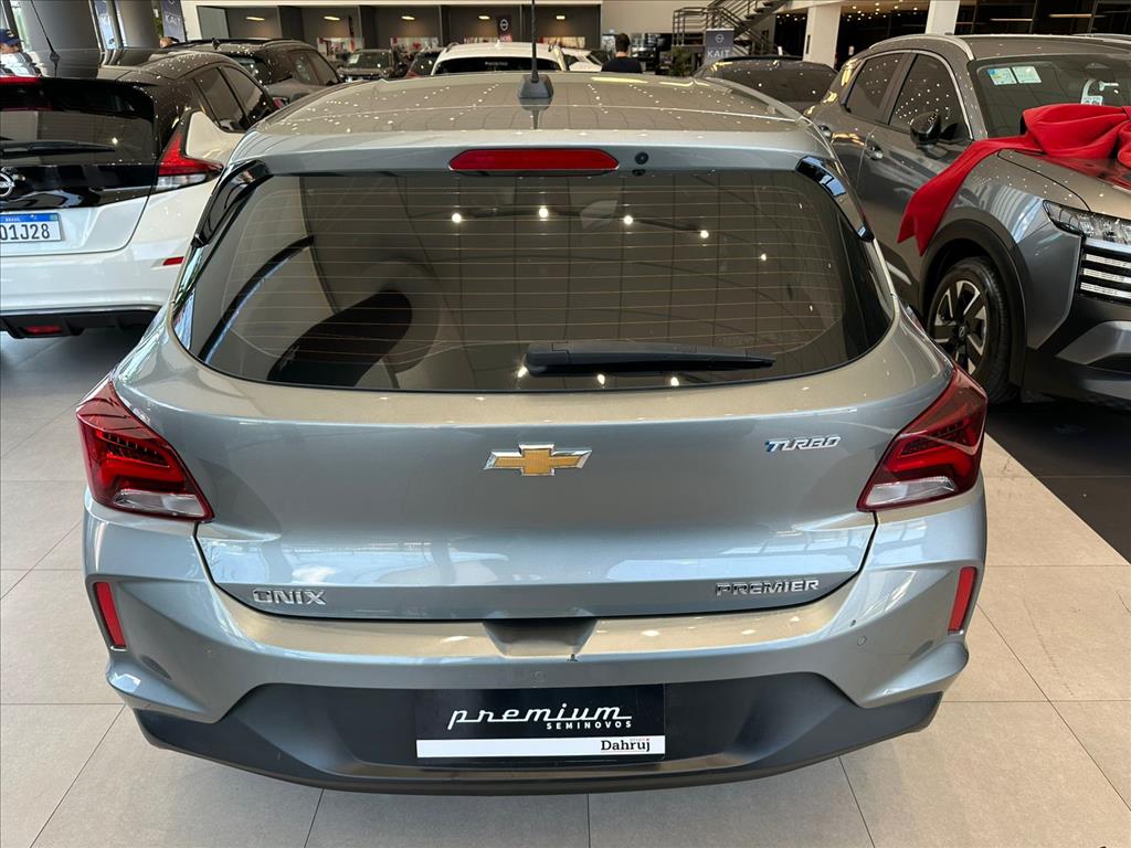 ONIX 1.0 TURBO FLEX PREMIER AUTOMÁTICO4