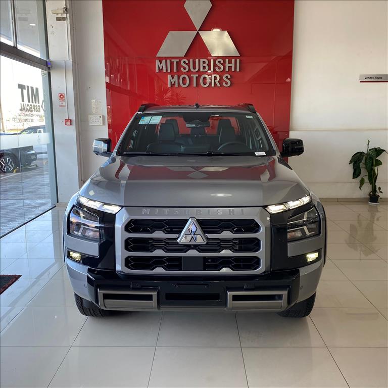 Mitsubishi-TRITON-2.4 BITURBO DIESEL CD KATANA 4X4 AUTOMÁTICO