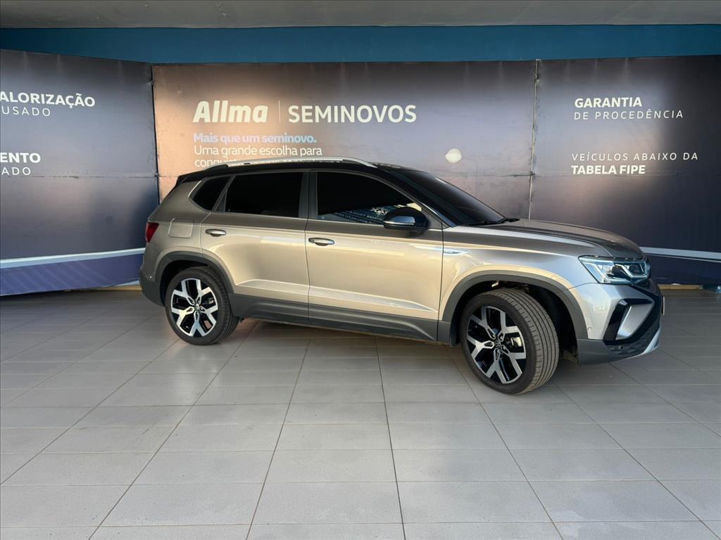 TAOS 1.4 250 TSI TOTAL FLEX HIGHLINE AUTOMÁTICO2