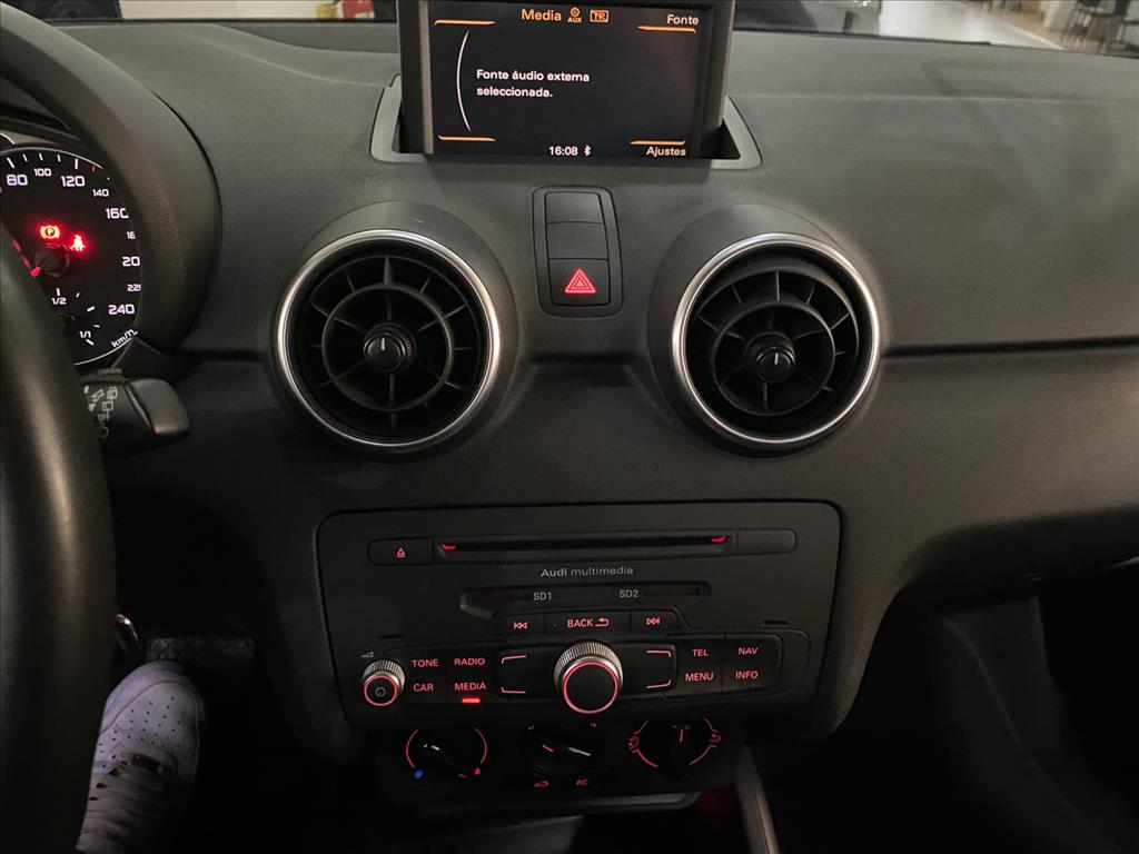 A1 1.4 TFSI SPORTBACK AMBITION 16V 185CV GASOLINA 4P AUTOMÁTICO