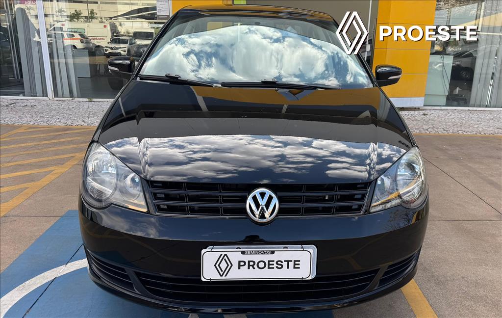 POLO SEDAN 1.6 MI 8V FLEX 4P MANUAL