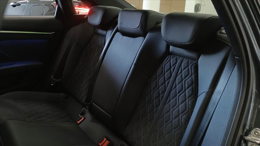 A3 2.0 40 TFSI GASOLINA SEDAN PERFORMANCE BLACK S-TRONIC19