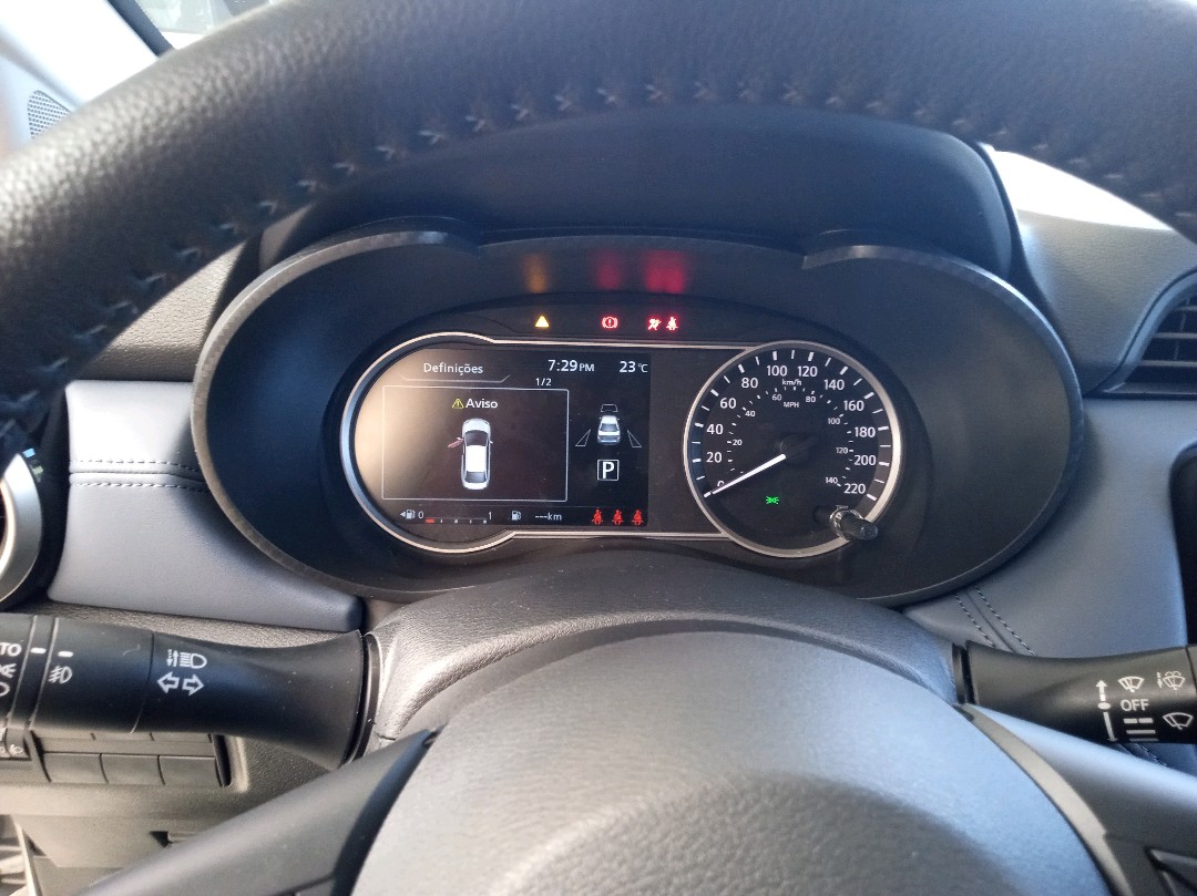 VERSA 1.6 16V FLEX EXCLUSIVE XTRONIC8