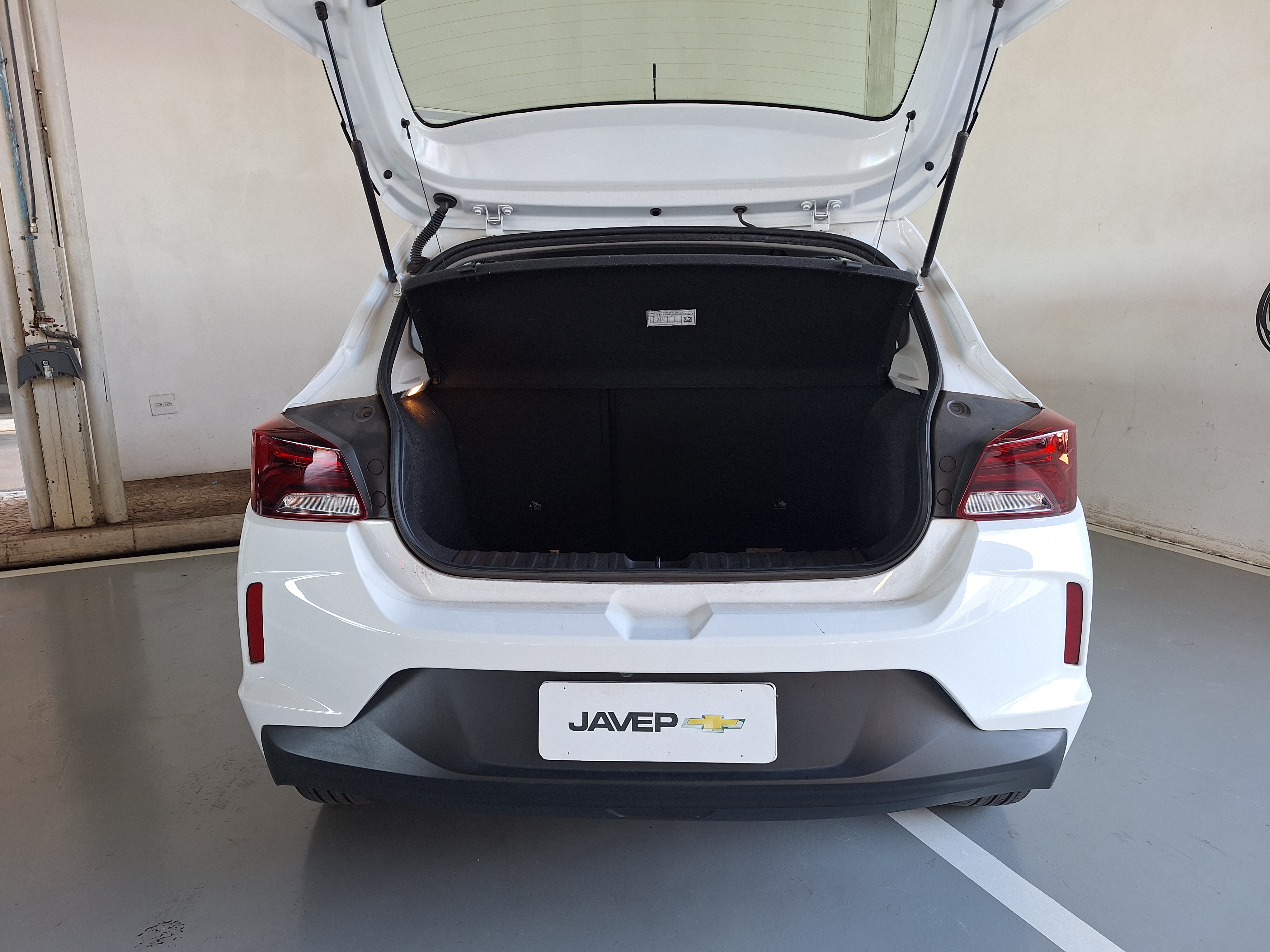 GM - Chevrolet-ONIX-1.0 TURBO FLEX LT MANUAL