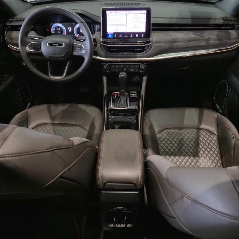 COMMANDER 1.3 T270 TURBO FLEX OVERLAND AT69