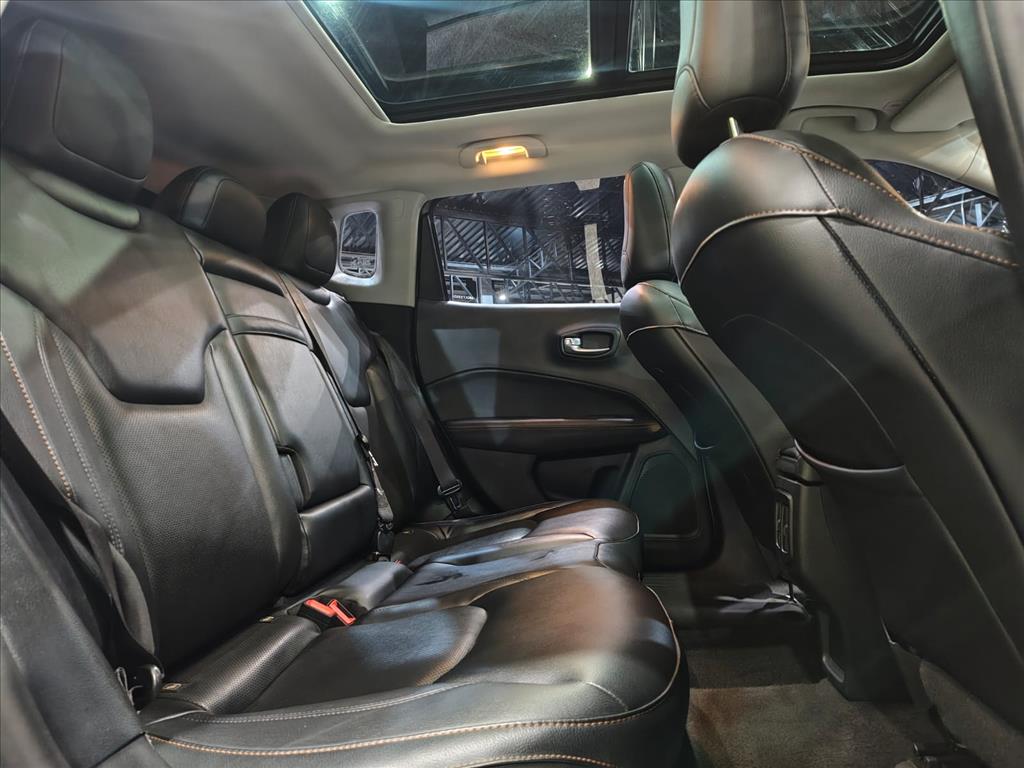 COMPASS 2.0 16V DIESEL LIMITED 4X4 AUTOMÁTICO COMPASS 2.0 16V DIESEL LIMITED 4X4 AUTOMÁTICO