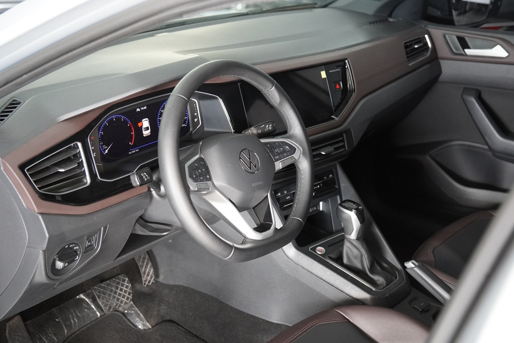 VIRTUS 1.0 200 TSI HIGHLINE AUTOMÁTICO5