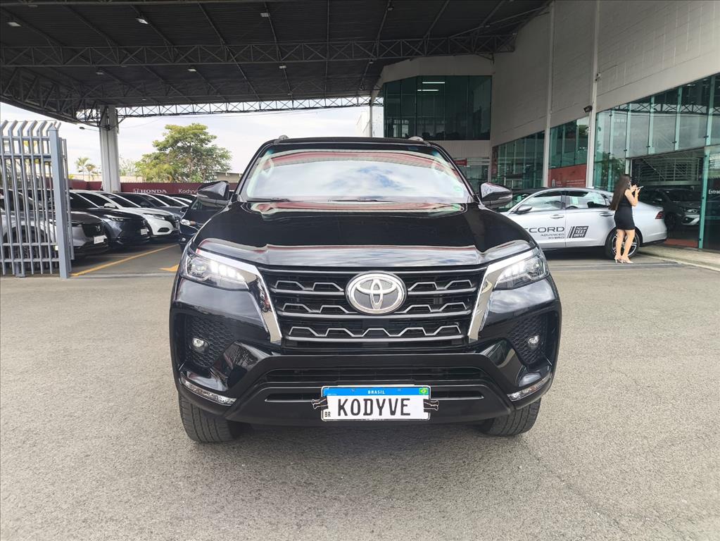 HILUX 2.7 VVT-i FLEX CD SRV 4X2 AUTOMÁTICO HILUX 2.7 VVT-i FLEX CD SRV 4X2 AUTOMÁTICO