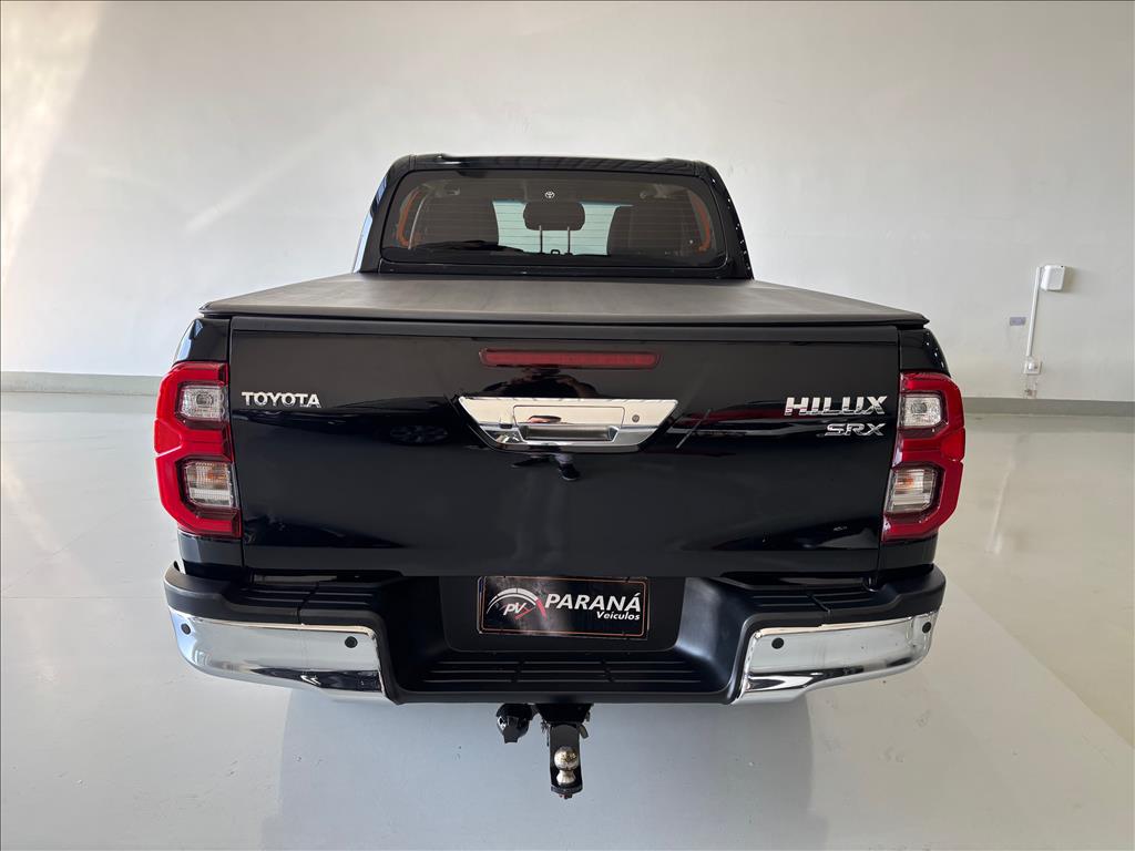TOYOTA HILUX 2.8 D-4D TURBO DIESEL CD SRX 4X4 AUTOMÁTICO-5 - Paraná Veículos Campinas - Veículos novos e seminovos com qualidade e procedência - 0
