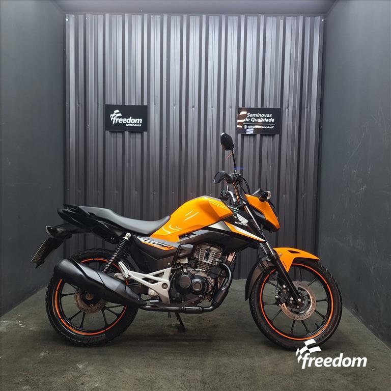 Moto HONDA do modelo CG 160 TITAN 2024/2025