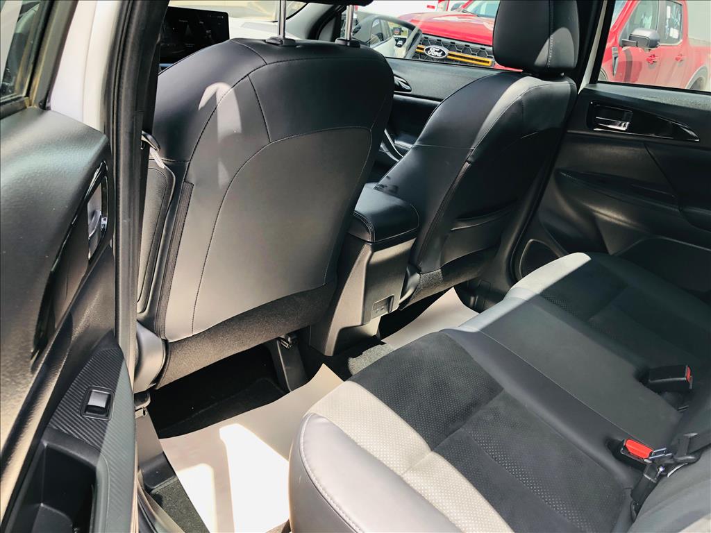 ECLIPSE CROSS 1.5 MIVEC TURBO GASOLINA HPE-S BLACK S-AWC CVT10