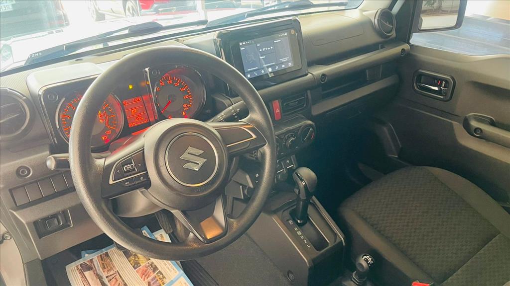 JIMNY 1.5 GASOLINA SIERRA 4YOU 4X4 AUTOMÁTICO8