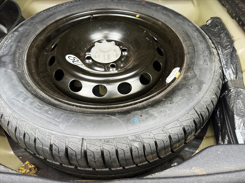 Toyota Yaris - 1.5 16V FLEX SEDAN XS MULTIDRIVE